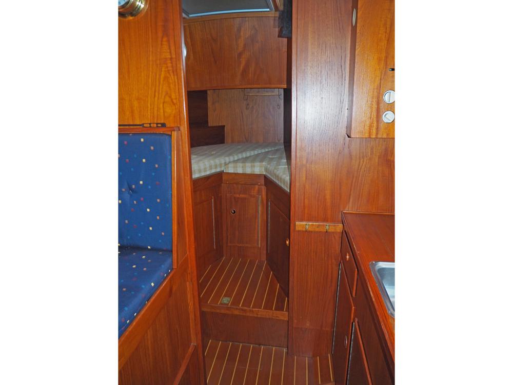 Fore ship, Accommodation